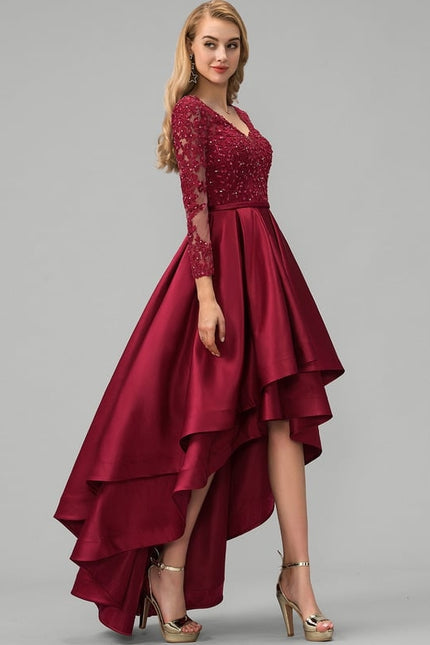 Robe De Bal Satinée Bordeaux Élégante