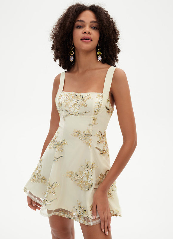 Robe De Bal Légère Brodée