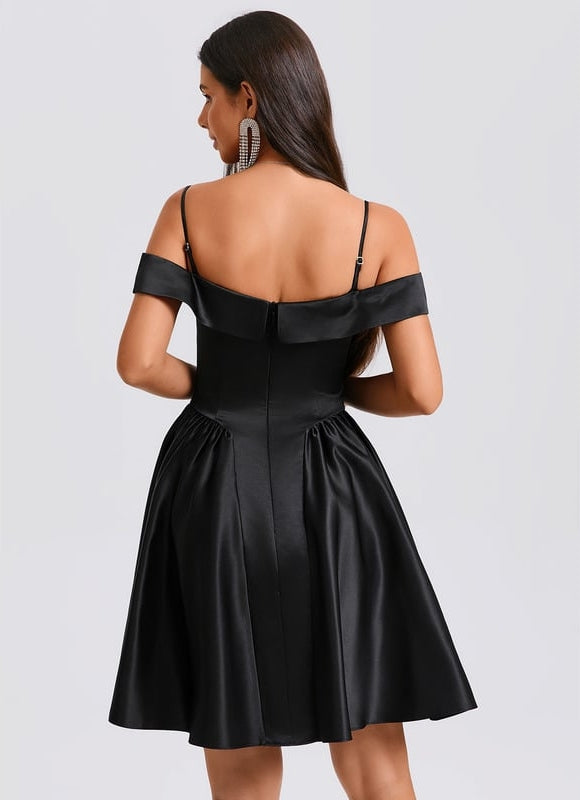 Robe De Bal Noire Chic - gallery 1