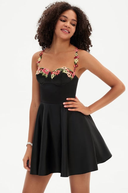 Robe De Bal Satin Noir Brodée - gallery 6