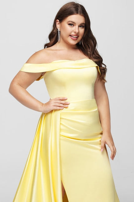 Robe De Bal Satinée Carmin - gallery 9