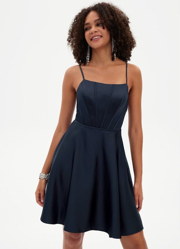Robe De Bal De Bal En Satin Rose - gallery 6