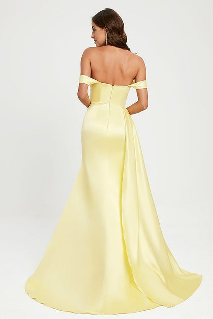 Robe De Bal Satinée Carmin - gallery 4