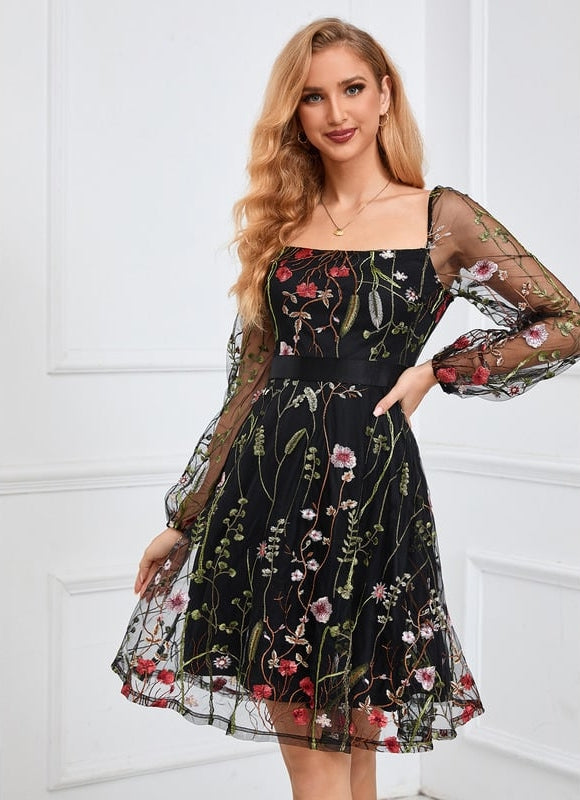 Robe De Bal Brodée Noire - gallery 9