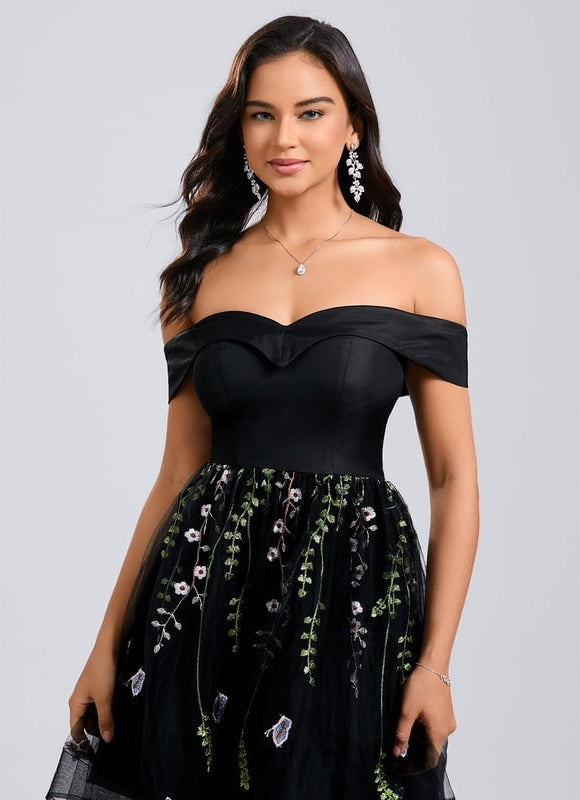 Robe De Bal Brodée Noire Courte - gallery 5
