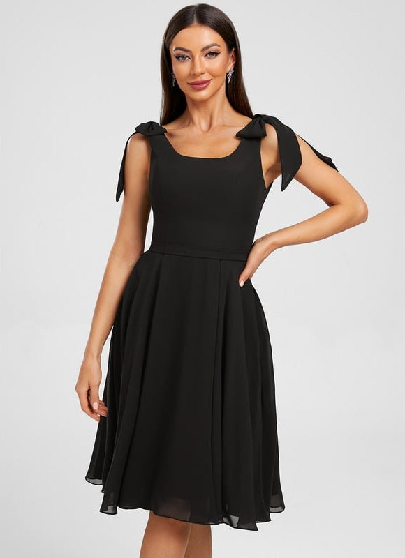 Robe De Bal Noire Fluide - gallery 1