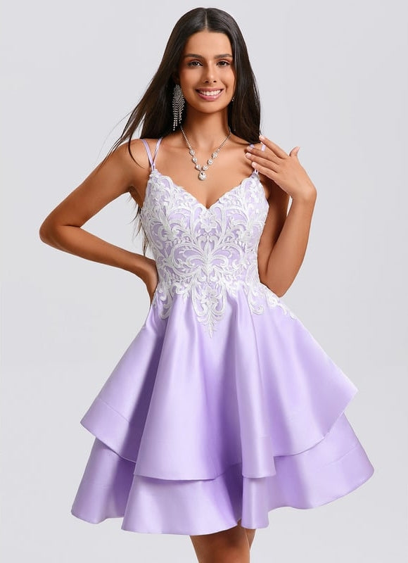 Robe De Bal Lilas À Appliques - gallery 2
