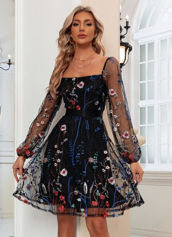 Robe De Bal Brodée Noire - gallery 3