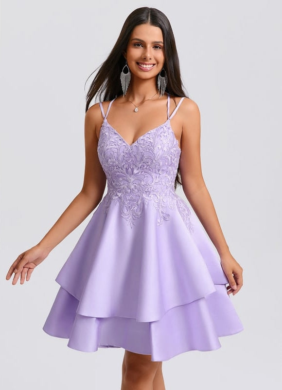 Robe De Bal Lilas À Appliques - gallery 2