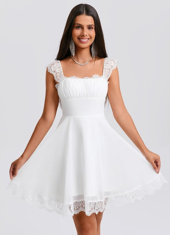 Robe De Bal Courte En Dentelle